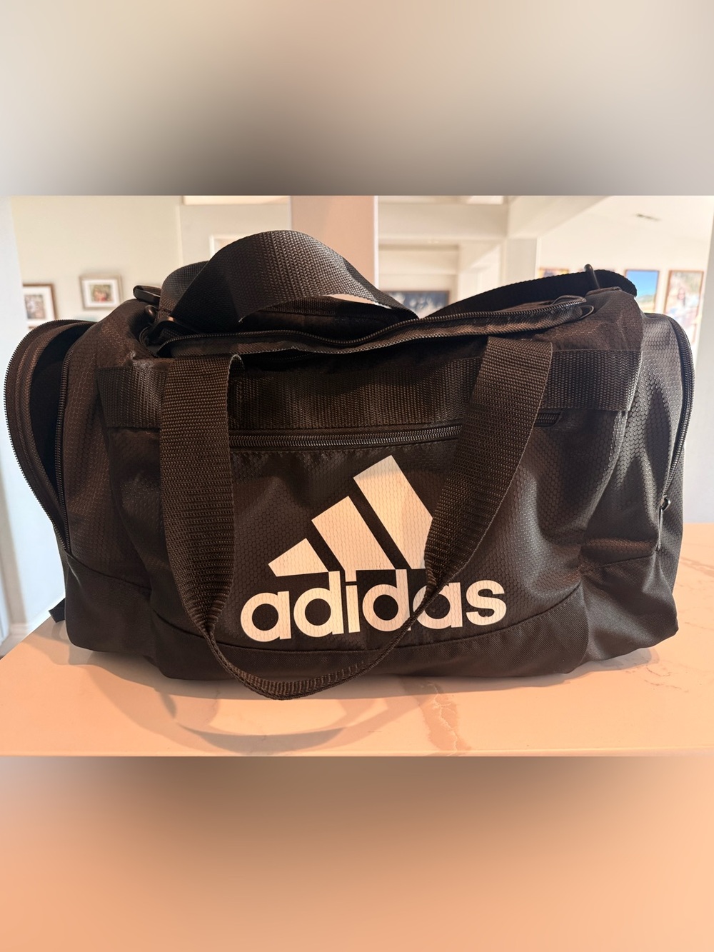 Small duffle bag - like new